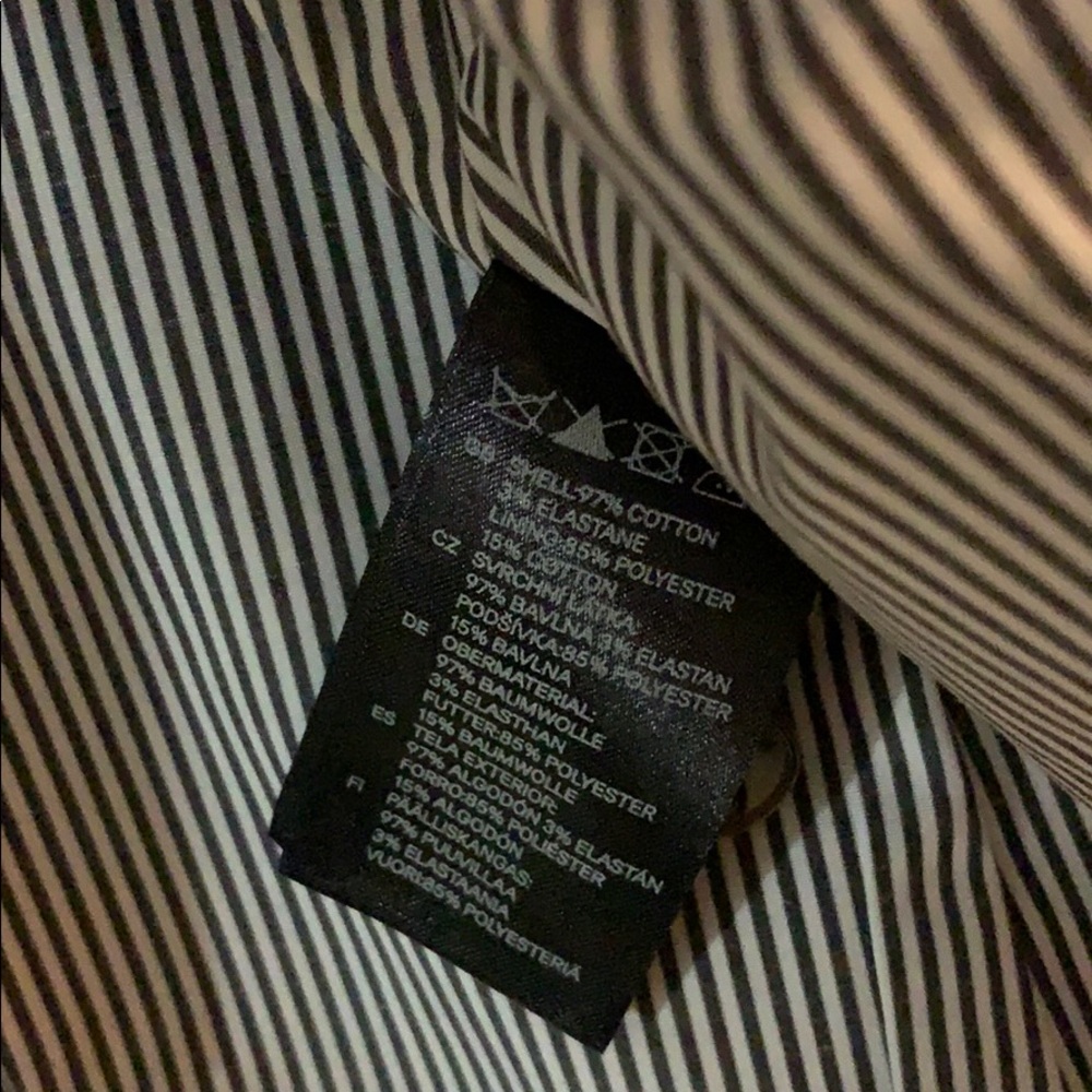 H&M black one button blazer - Picture 5 of 8